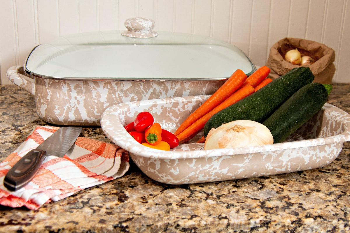 TP15 - Taupe Swirl Roasting Pan  2